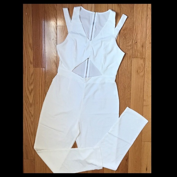 Sexy White Romper. Cut out on all the right places - Picture 2 of 4